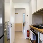 Deluxe In Ruhiger Lage شقة *