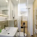Deluxe In Ruhiger Lage Διαμέρισμα *
